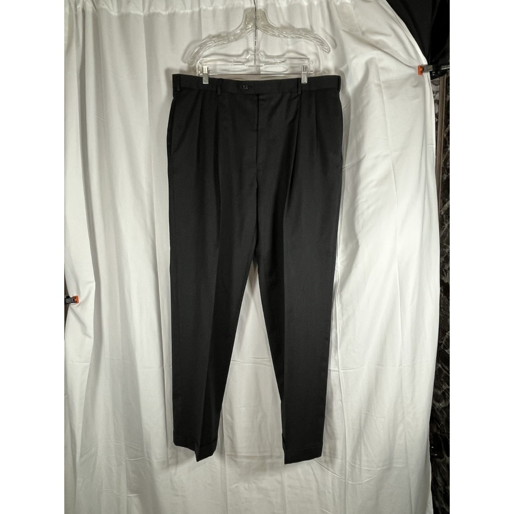 Jos A Bank Signature Gold Traditional Fit Black Pleated Cuffed Dress Pants 40L